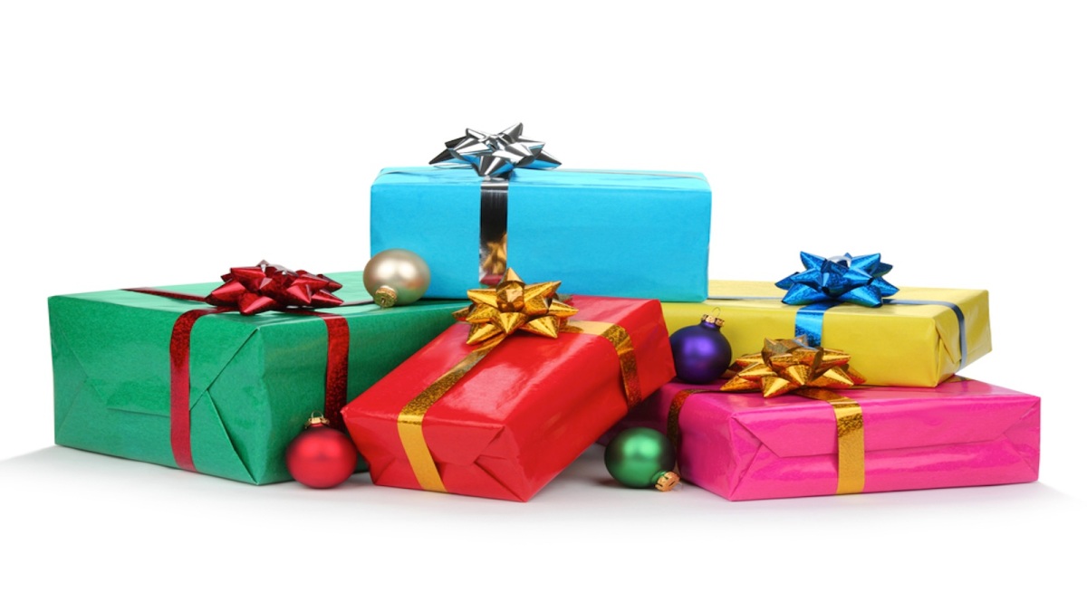 Kinds of presents. Новогодние подарки. Коробки с подарками на белом фоне. Подарки под ёлкой. Новогодние коробки для подарков.